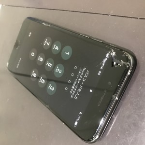 アイフォン８　画面液晶修理