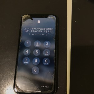 iPhoneXS　ディスプレイ故障