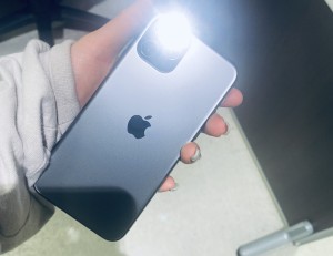 iPhone１１Pro　ガラスコーティング