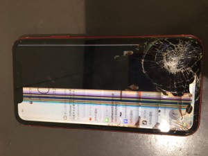 iPhone11　液晶故障修理