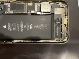 iPhone11　水没復旧作業