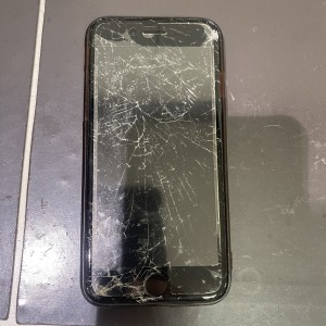 iPhone7　画面修理