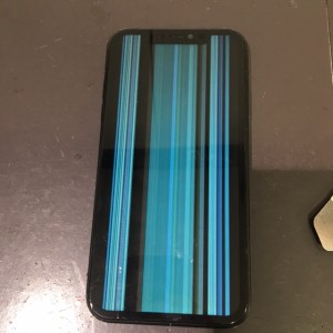 iPhone11　液晶破損修理