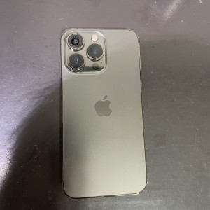 iPhone13Pro　カメラレンズ交換