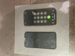 iPhone11pro　画面交換