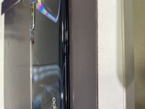 OPPOReno3A　バッテリー膨張　奈良県生駒市仲之町