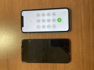 奈良市　iPhone11　画面交換