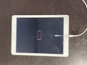 生駒市　iPad　充電できない