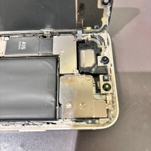 iPhone13　水没復旧作業