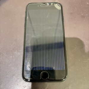 iPhoneSE第二世代　液晶故障修理