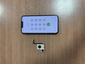 奈良県天理市　iPhone修理　カメラ交換