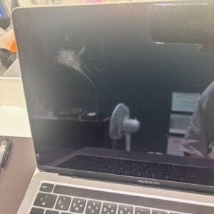 MacBook（A2251）　分解