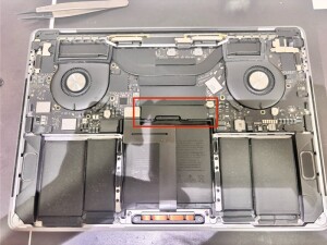 MacBook（A2251）　分解