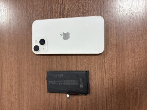 iPhone14　バッテリー交換　奈良県奈良市中辻町