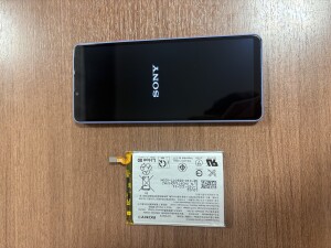 Xperia10Ⅳ　バッテリー交換　奈良県奈良市北袋町