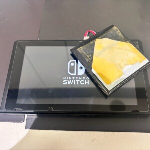 奈良県天理市石上町 Switch バッテリー交換
