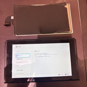 奈良県生駒市菜畑町 Switch 液晶故障