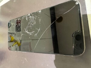 iPhoneの画面修理