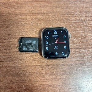 奈良市高畑町　Applewatch4 44MM　バッテリー交換