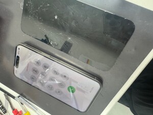 iPhone15ProMaxの画面