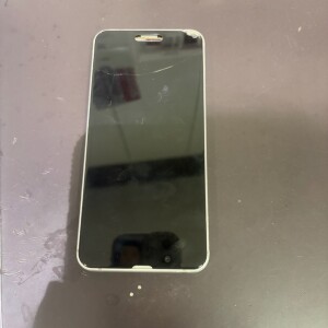 奈良市佐紀町　AQUOSsense3　画面修理