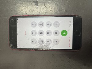 iPhoneSE2　画面割れ