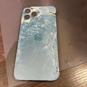 奈良県奈良市紀寺町 iphone12ProMax 背面パネル交換