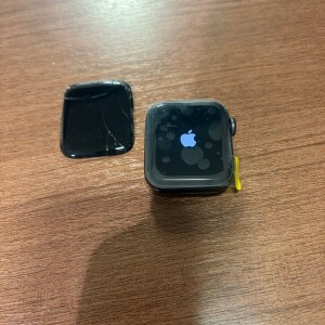 奈良県生駒郡平群町　ApplewatchSE初代40MM　パネル交換